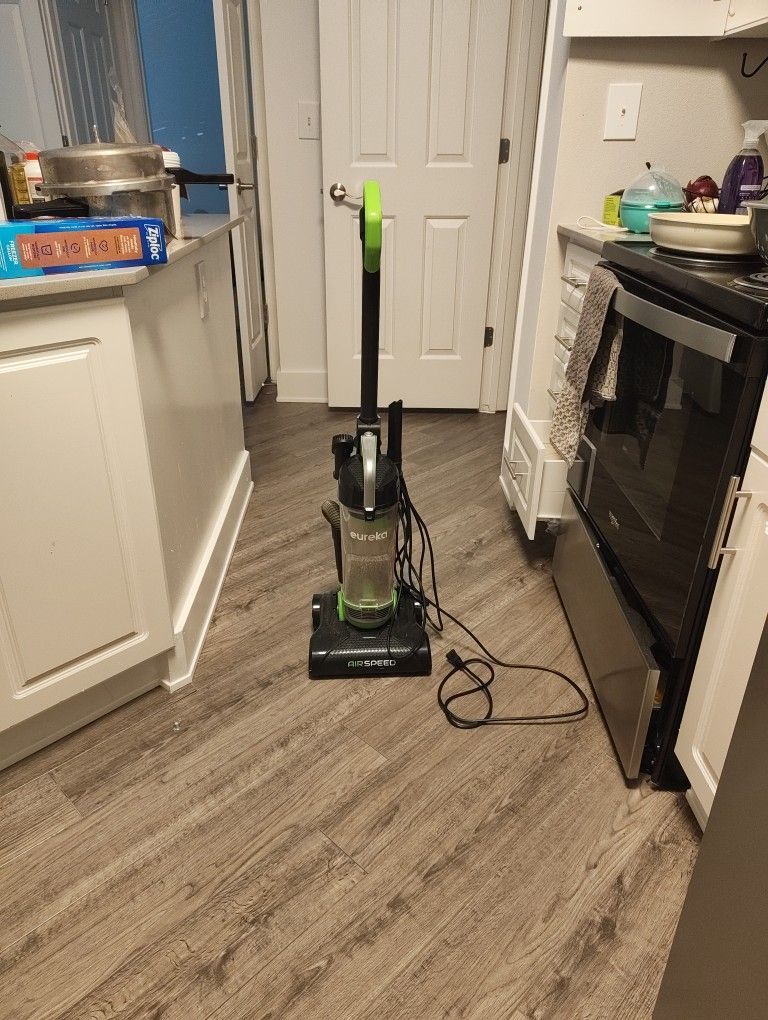 Vacuum Cleaner
