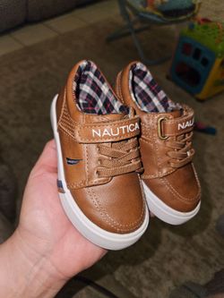 Toddler shoes