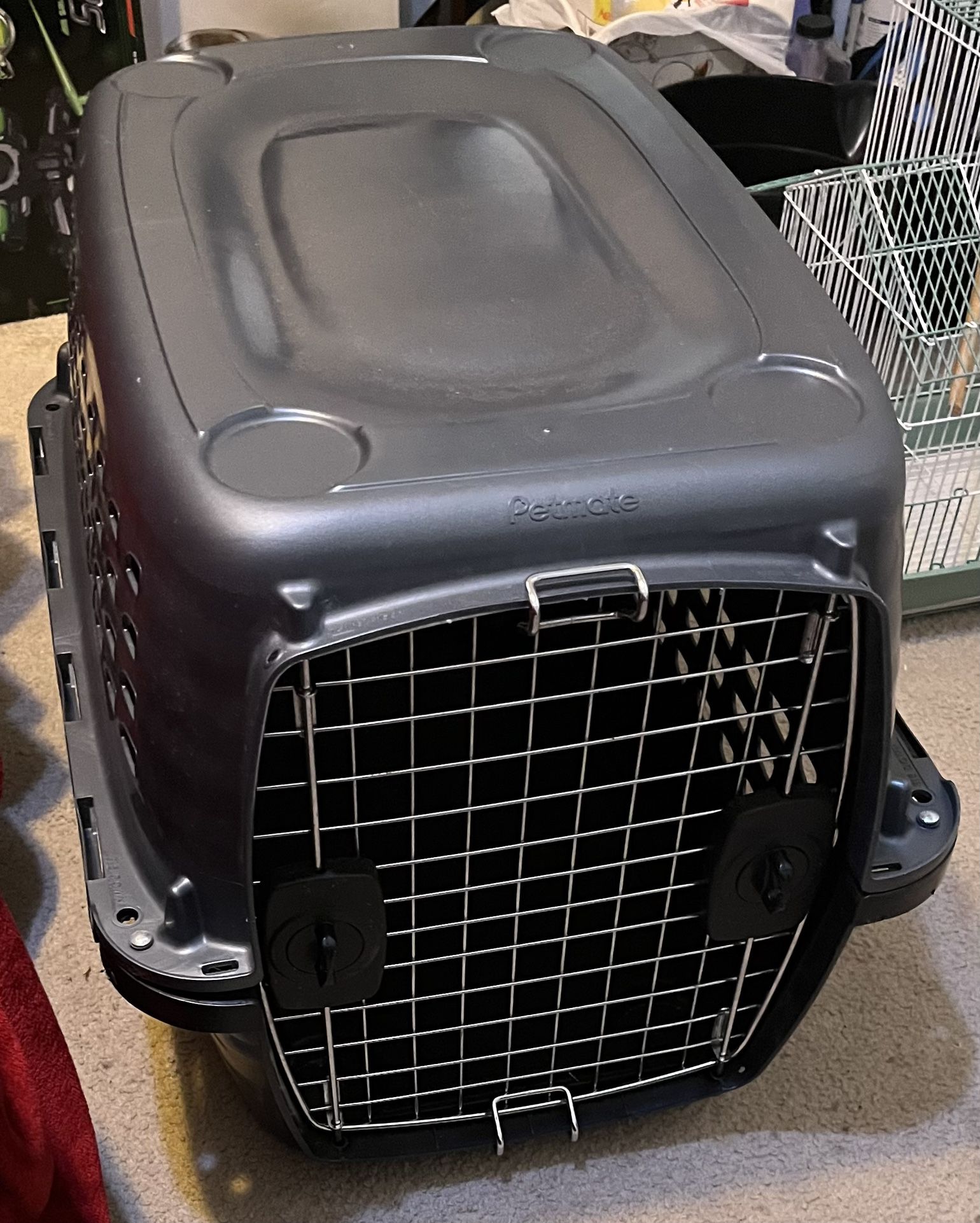Pet mate Small Kennel For Dogs Or Cats 