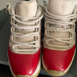 cherry 11 Retro Lows