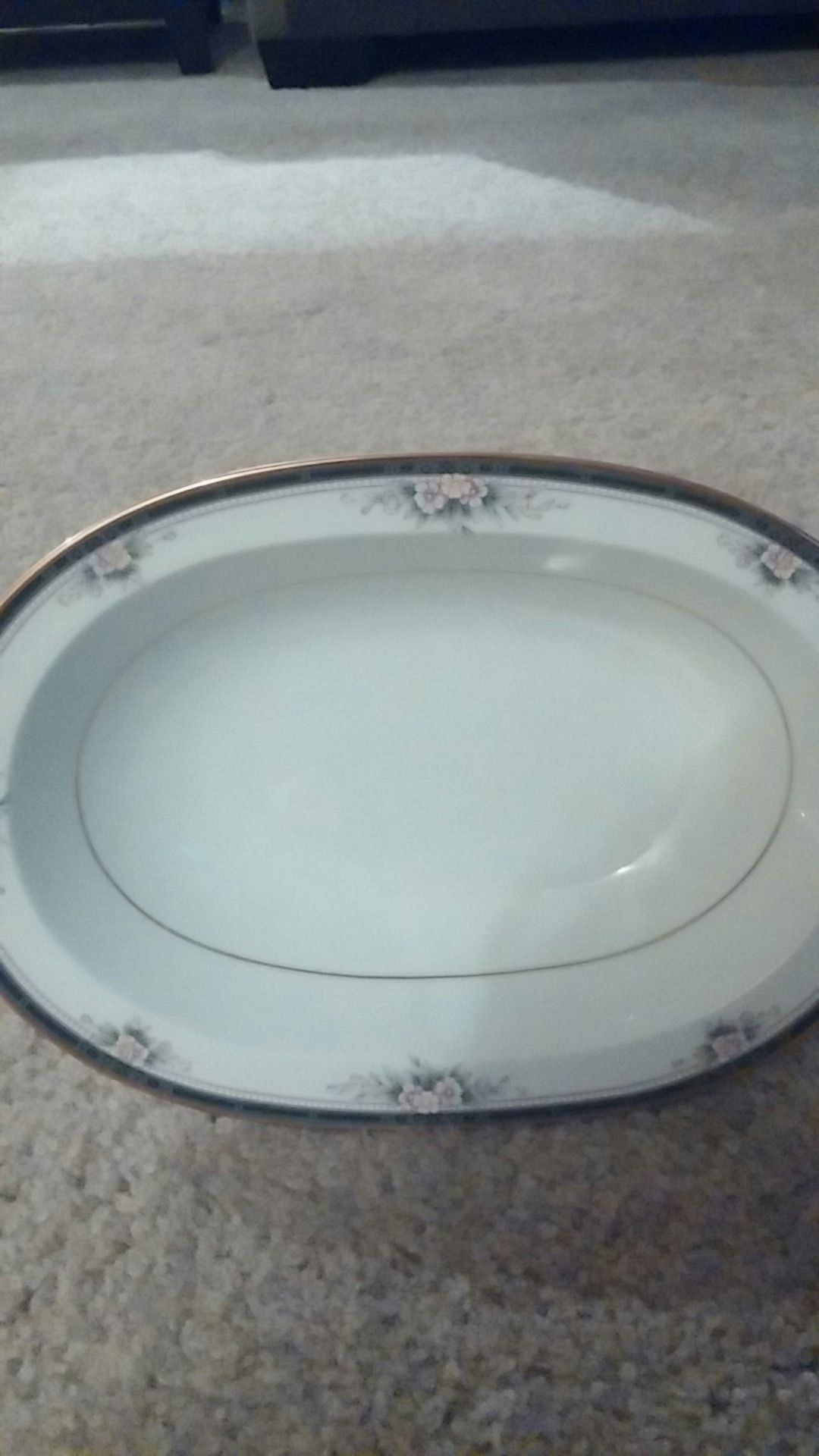 Noritake China Ontario oval serving dish with gold plated trim