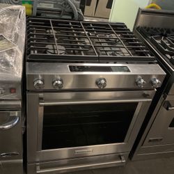 Kitchen Aid 4 Burner Stove With Oven