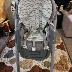 Graco 7in1 High Chair W/ Extra Cover