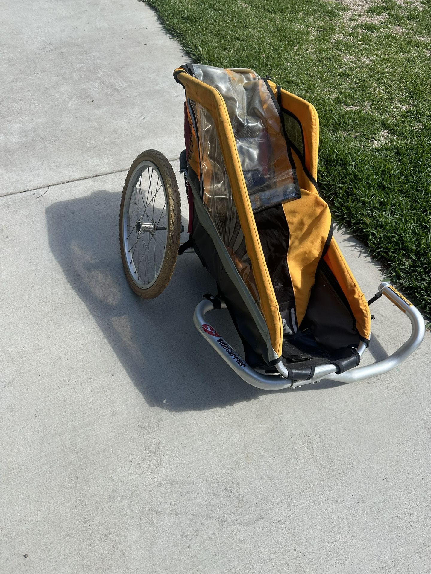 chariot side carrier