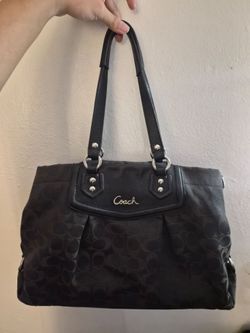 Authentic Coach Ashley Signature Bag