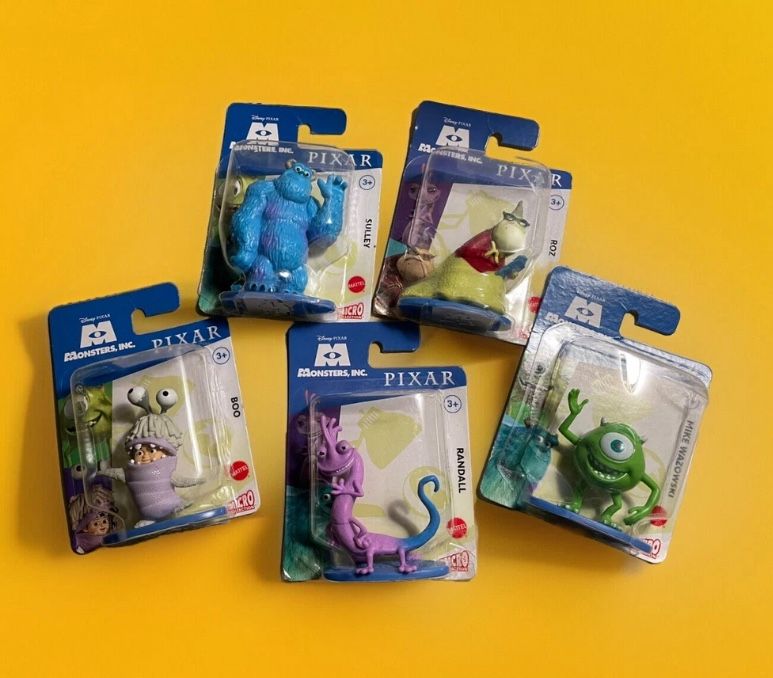 NEW Disney MONSTERS INC 5pc Set Micro Mini Collectible Toy Figures Sulley Mike Boo Roz Randall Brand New