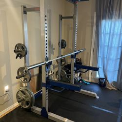 Fitness Gear pro hr 600 squat rack w/ weights