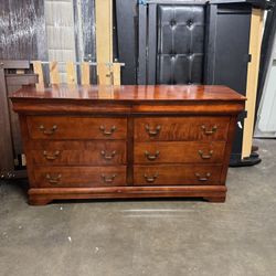 Dresser $160