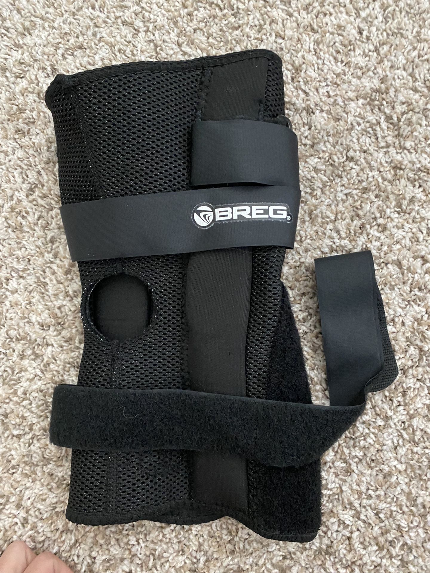 Breg Knee Brace