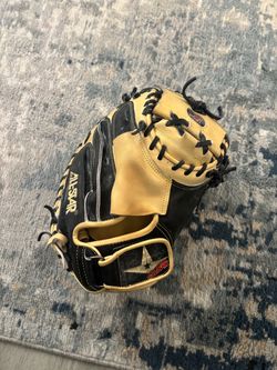 All star CM3000SBT 33.5” Pro elite Catchers mitt