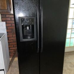 Refrigerator For Sale