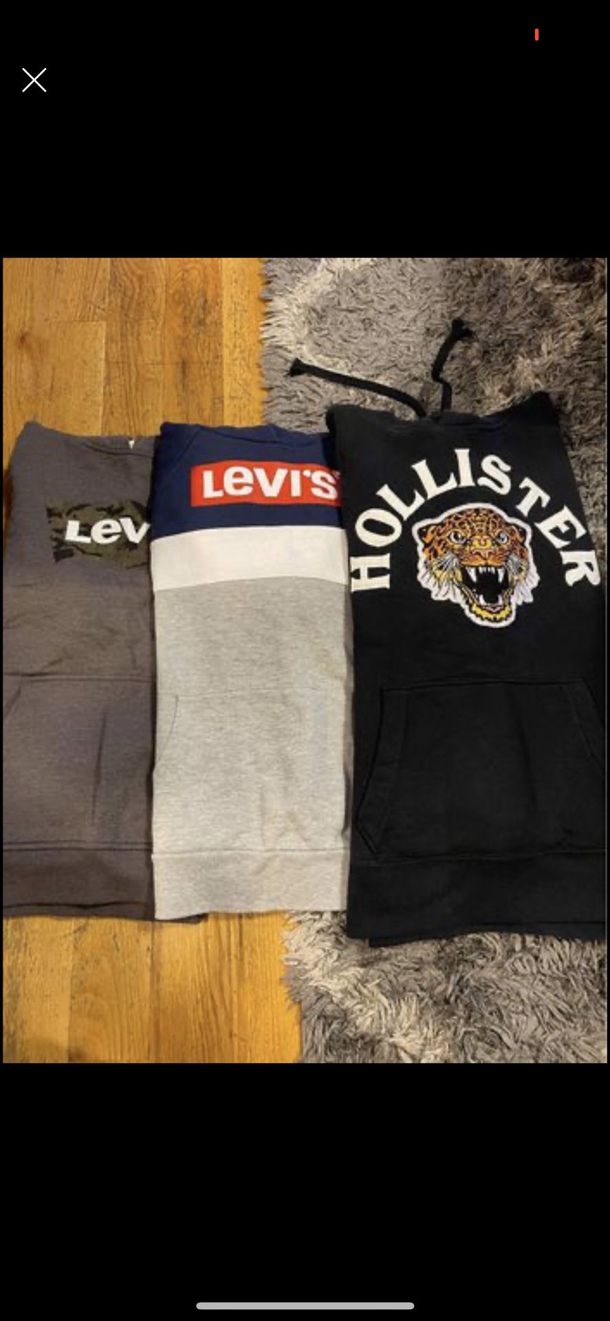 3 Hoodies Levi’s  And Hollister 