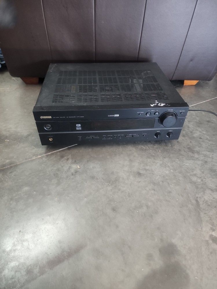 Yamaha 5.1 Receiver