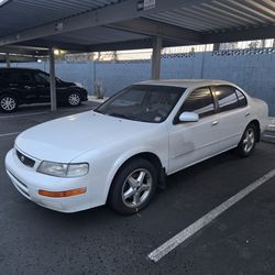 1995 Nissan Maxima