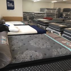 FALL WEEKEND CLEARANCE! BRAND NEW MATTRESS SETS $40 DOWN TAKE IT HOME! FINANCING AVAILABLE! 