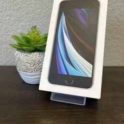 August Promo ☀️ iPhone SE 2nd Gen Cricket 128GB - White