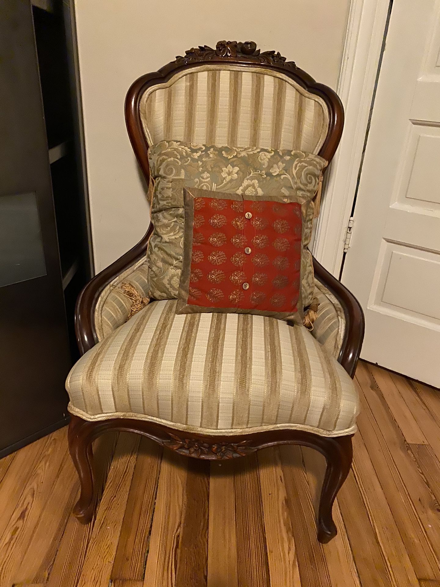 Antique Mahogany Slip Chair