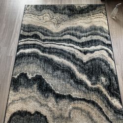 Two area rugs bundle! 5x7 & 8x9