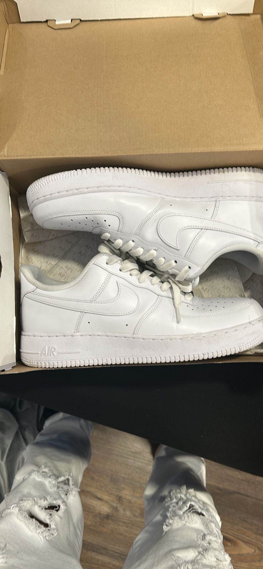 White Af1