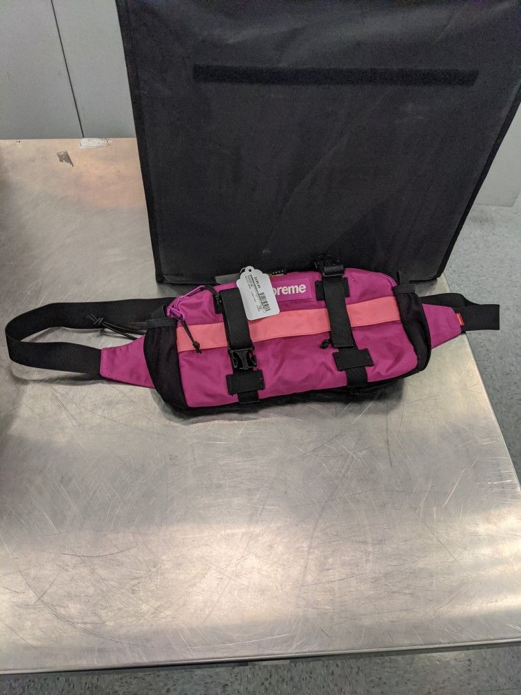 Supreme Fanny Pack Pink Cordura 