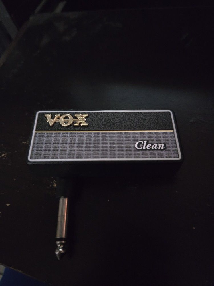 VOX Clean Mini Guitar Headphone Amp
