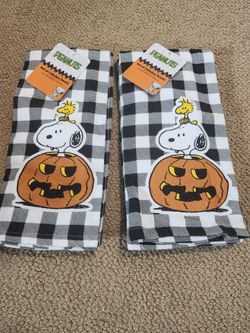 Brand New Snoopy Halloween Kitchen Towels