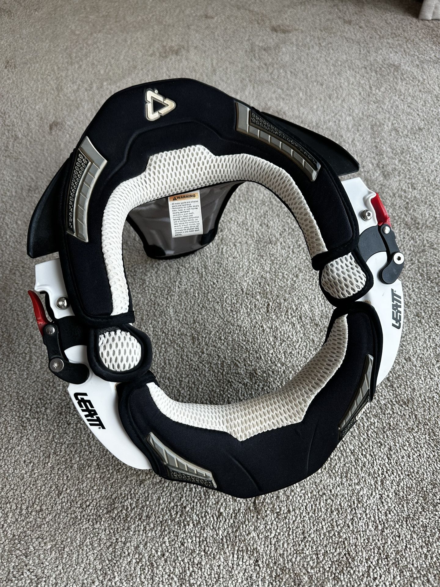 Leatt GPX Race neck brace