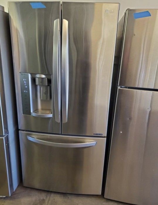 LG French Door Refrigerator (W 33 )