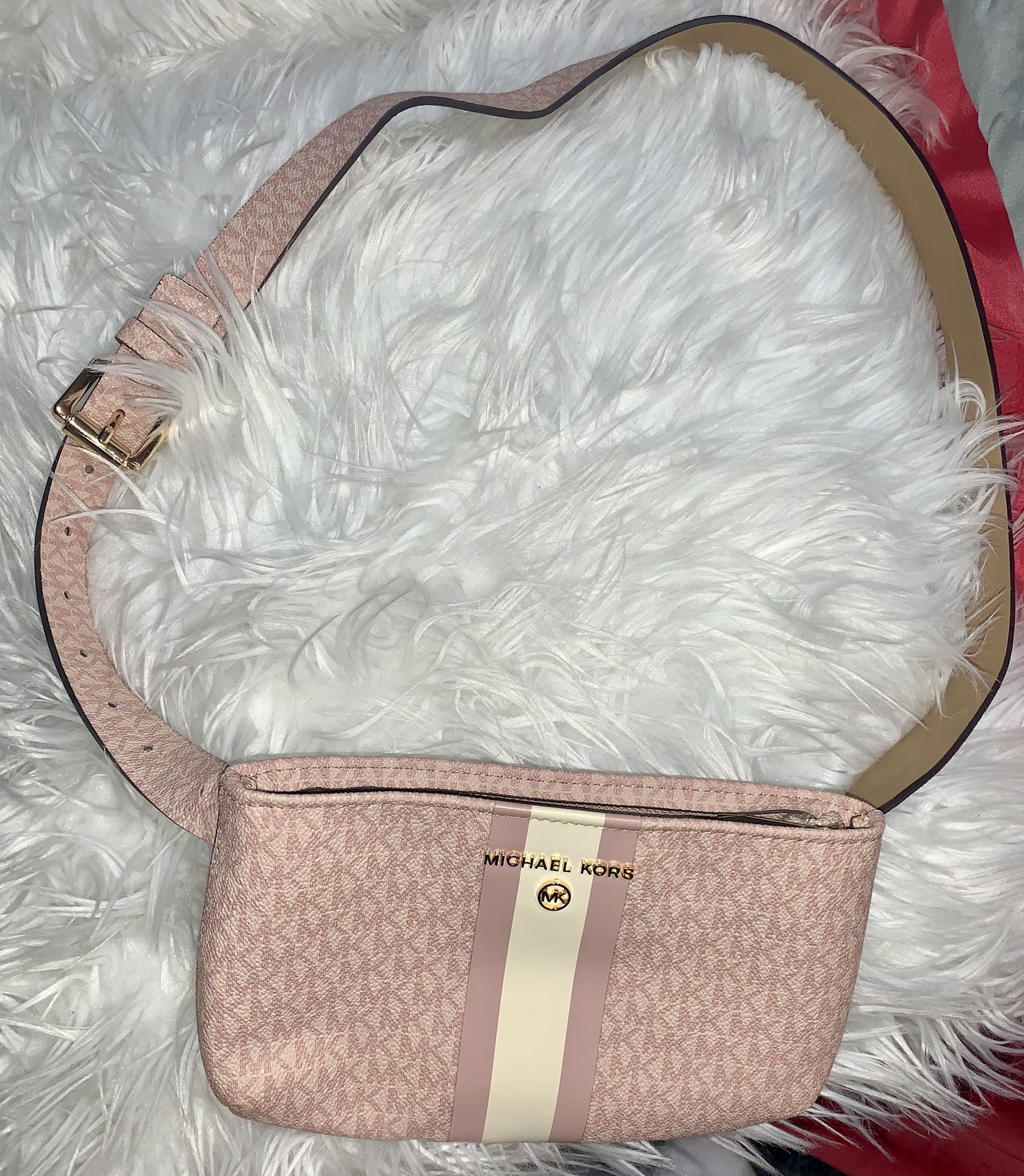 Michael Kors Purse $40