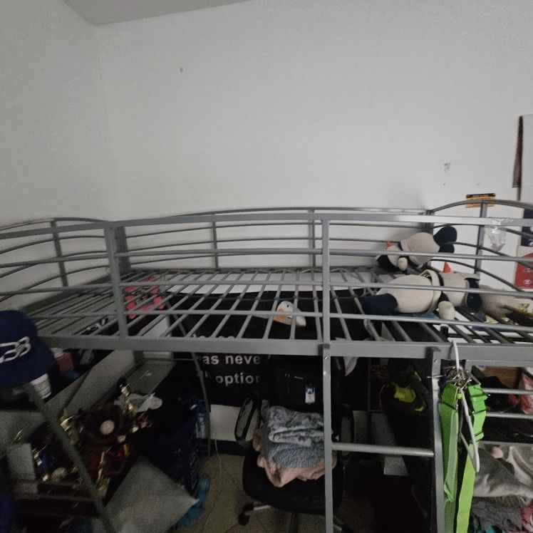 Twin Loft W/desk