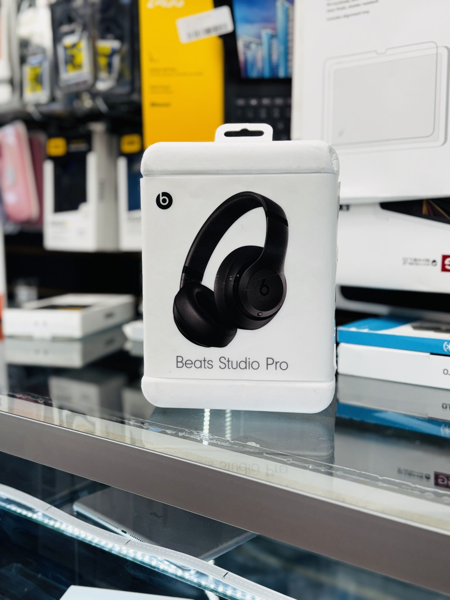 Beats Studio Pro