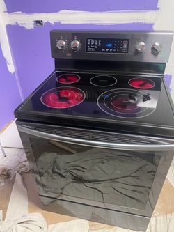 Samsung Electric Stove Like new