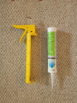 Acoustic caulk 28 ounce and caulk gun