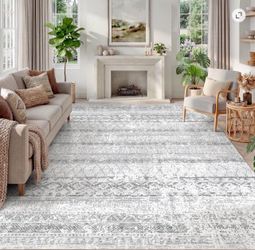 5’ x 8’ Gray Geometric Area Rug