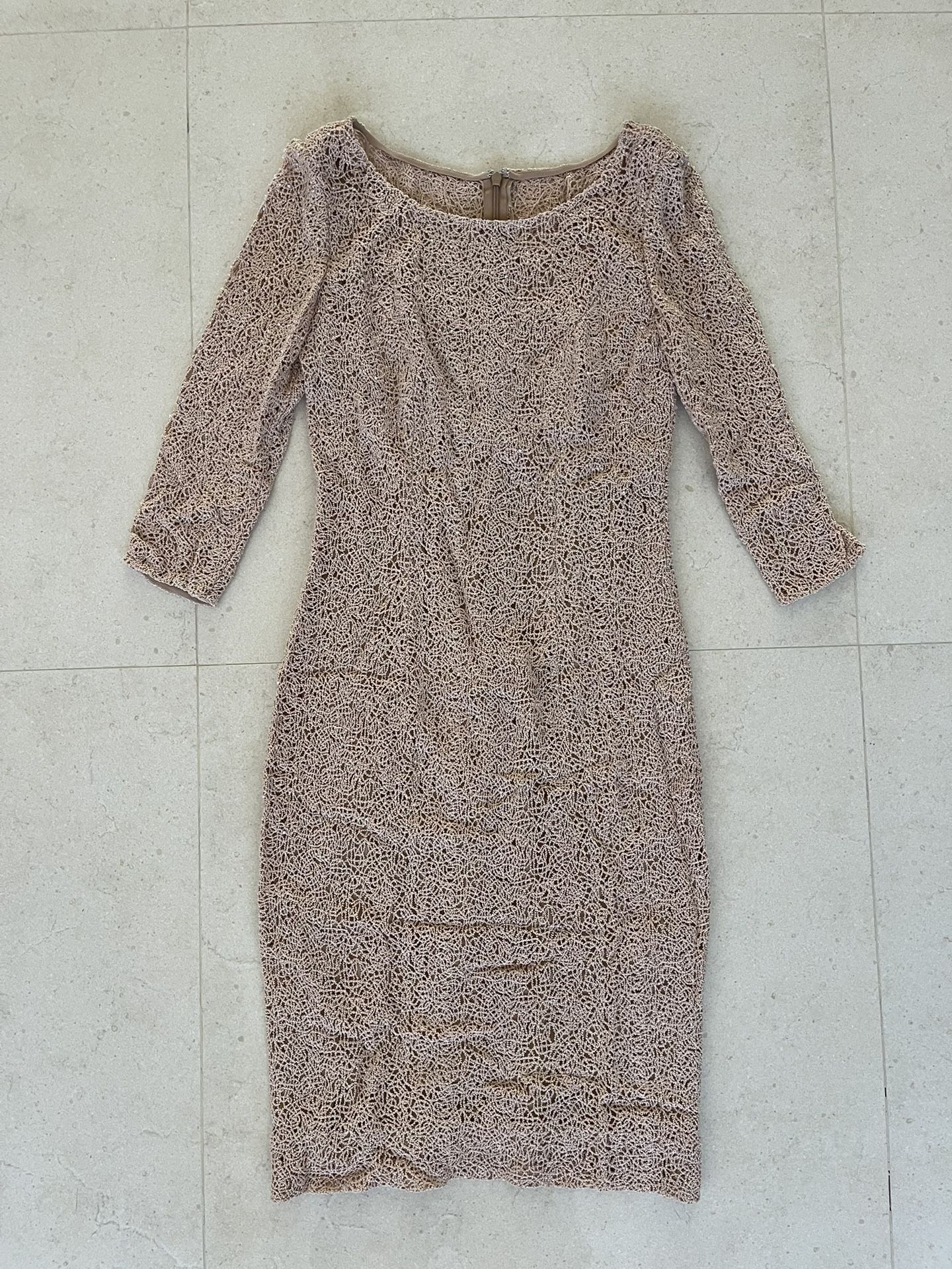 Elegant Dress With Light Sequins