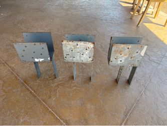 3 Hangers Simpson in good condition