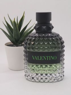 Valentino
 
Uomo Born In Roma Green Stravaganza Eau De Toilette

3.4 fl⭐️