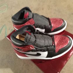 ***Women's Air Jordan 1 Retro ( high OG )