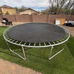 Trampoline