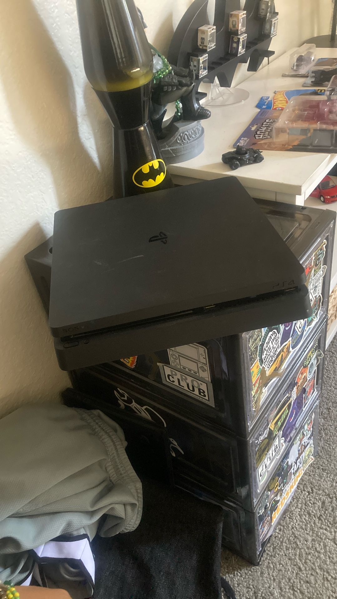 PlayStation 4 Slim