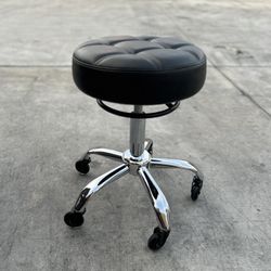 Rolling Stool Heavy Duty 400lb: Super Soft Seat Cushion,360° Swive,Height Adjustability,No Squeaky Noises, No Tip Over, New Upgraded Salon stool Chair