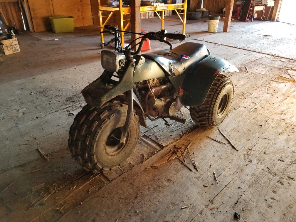 Suzuki alt185