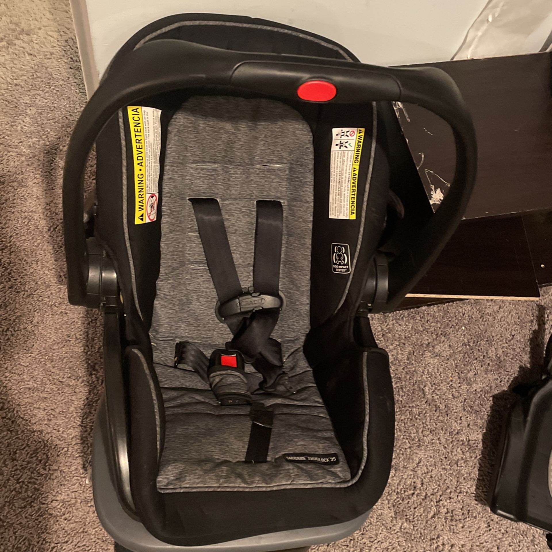 GRACO BABY CARSEAT