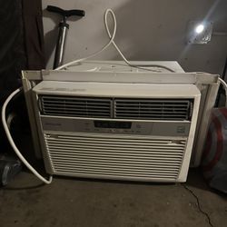 Window Air Conditioner 