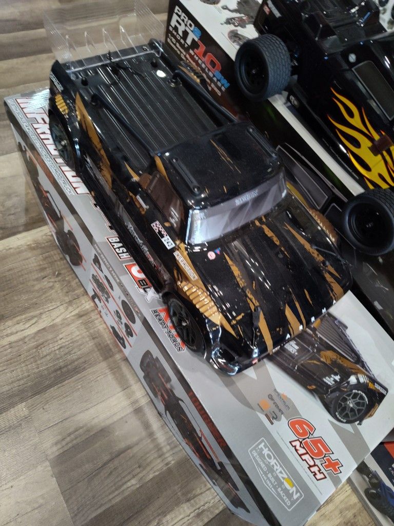 ARRMA Infraction BLX 3s Brushless Electric Speed Run Truck 70 Mph Out Of The Box Including Remote