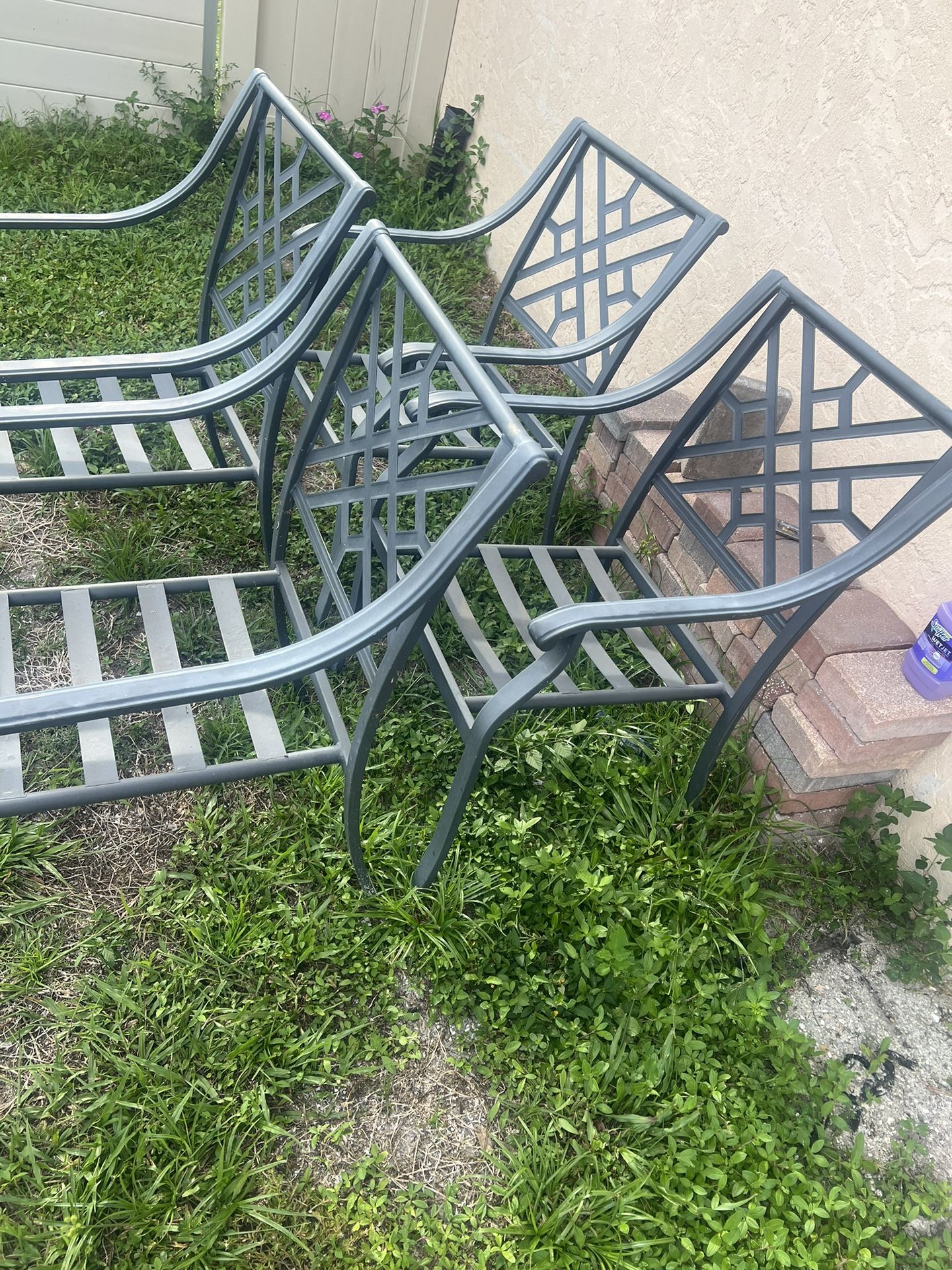 4 Metal dining outdoor arm Chair 