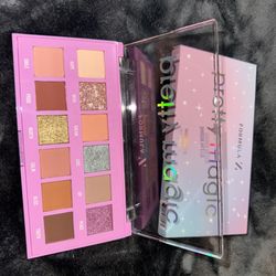 Pretty Magic 12-Pan Eyeshadow Palette 