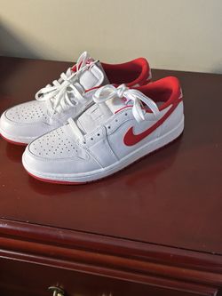 Nike Jordan Air 1 Low Size 9.5, Colors White/Red