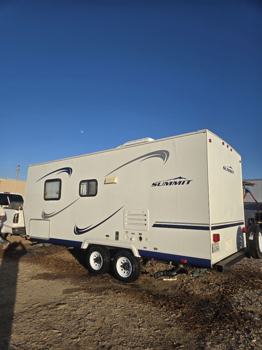 2006 Summit Travel Trailer