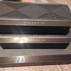 2 X CRADLEPOINT ROUTERS CP2, Business Cradlepoint 2020, 2 X Wifi Routers, 1 X Modem Motherboard Arris 2016 